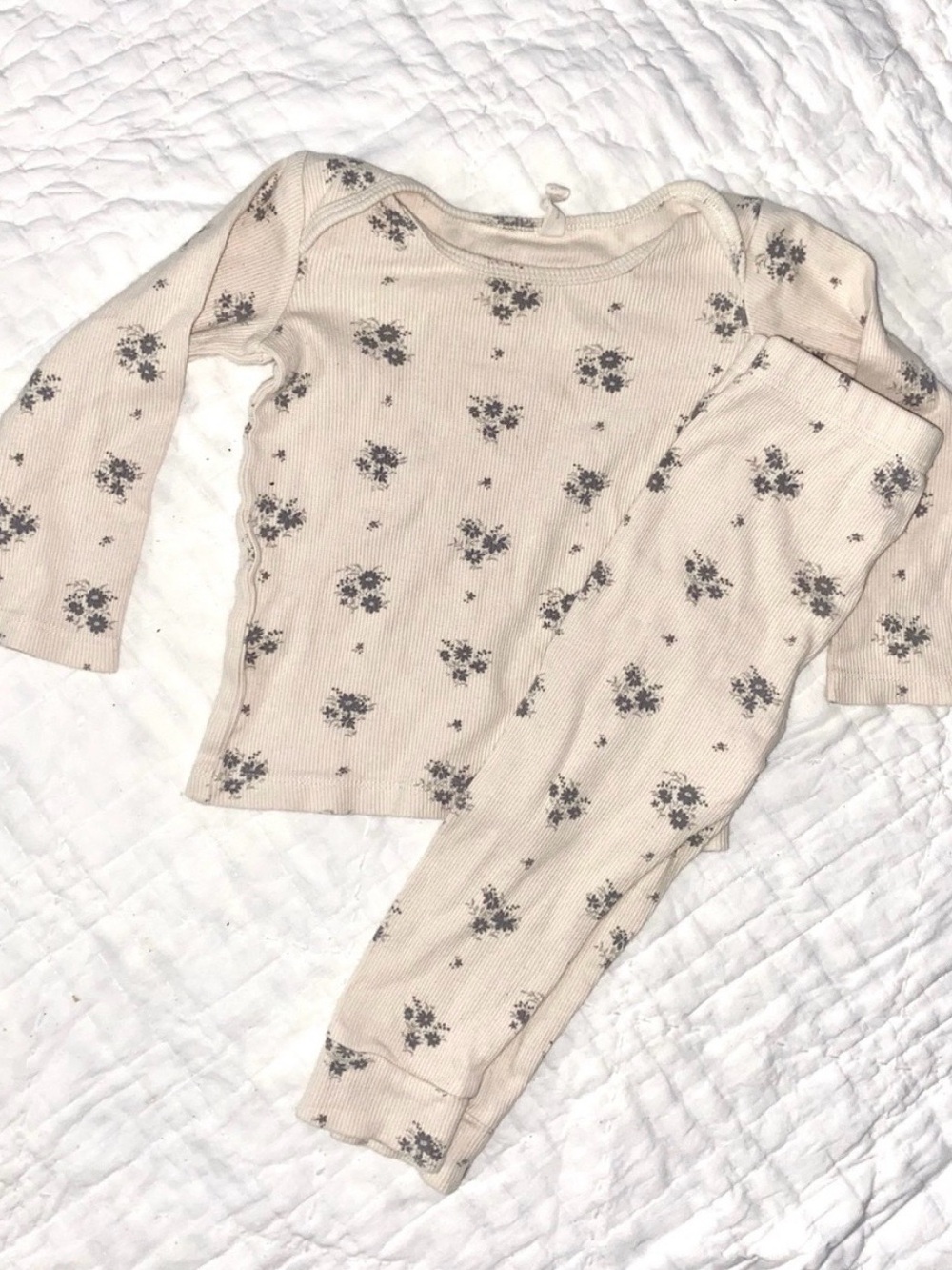 Quincy Mae Cream and Gray Floral Thermal Pajama Set